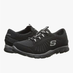 Skechers hands free slip ins with flex fit and Silver Details.